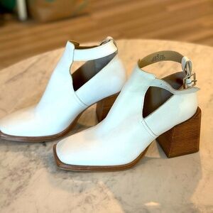 Free People Brady Buckle Boots sz 39